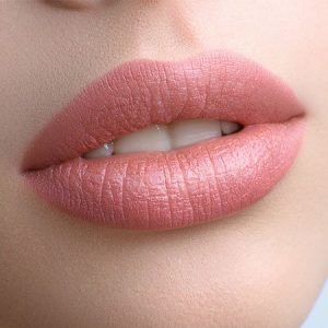 Makeup Tricks for Fuller Lips